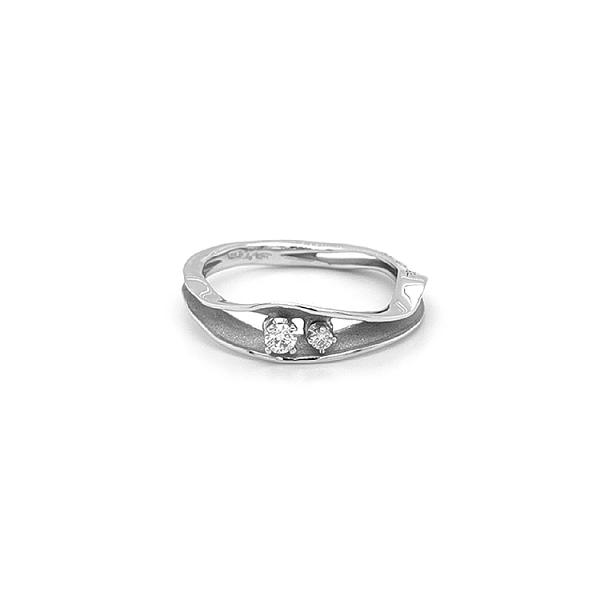 Gold Ring with Diamonds