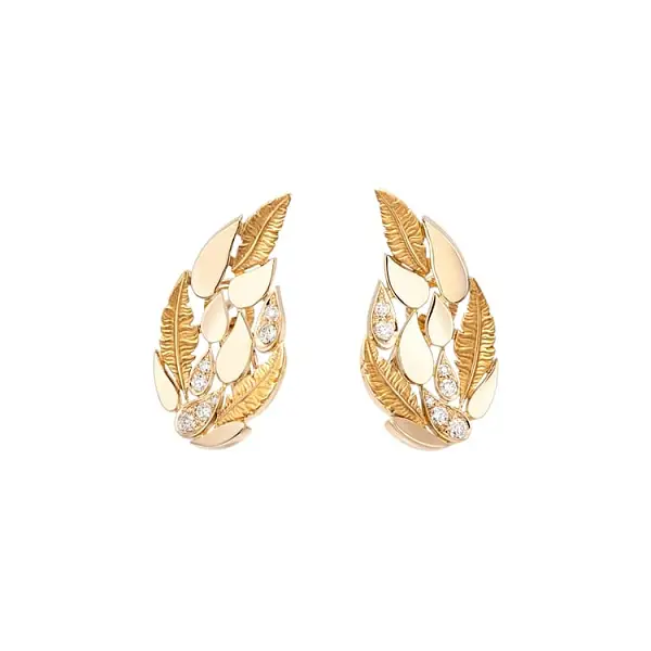 Gold Earrings with Diamonds Carrera y Carrera