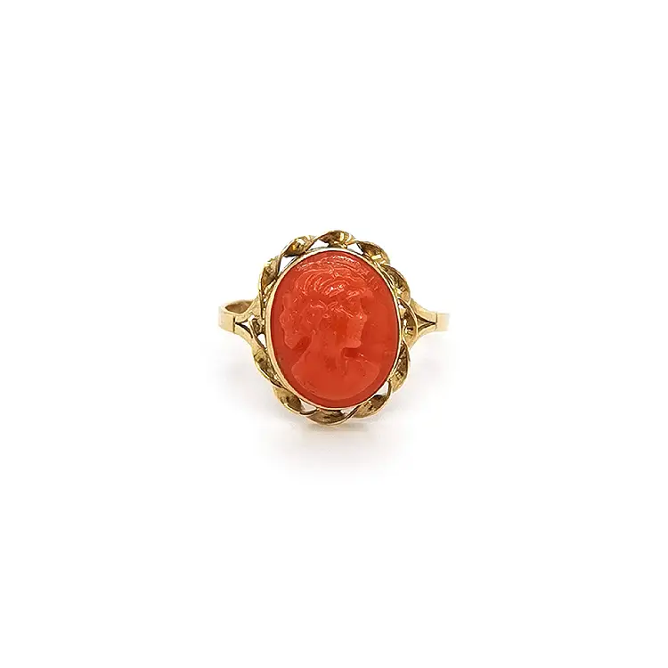 Exclusive Gold Ring with Cameo