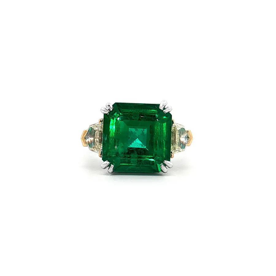 Two-Tone Gold Ring with Emerald and Yellow Diamonds