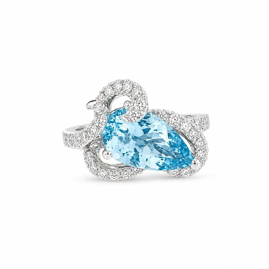 White gold ring with aquamarine and diamonds