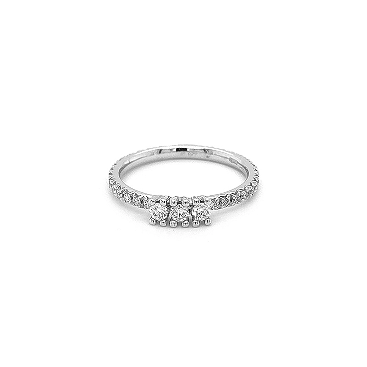 Gold Ring with Diamonds