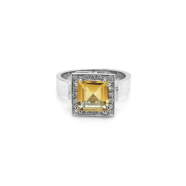 Gold Ring with Citrine and Diamonds