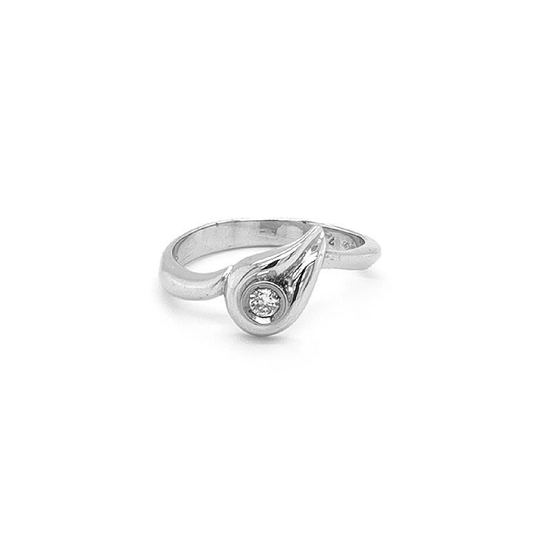 Gold Ring with Diamond