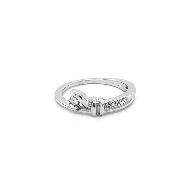 Gold Ring with Diamond