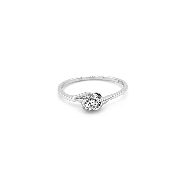 Gold Engagement Ring with Diamond
