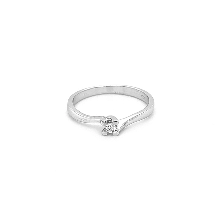 Gold Engagement Ring with Diamond