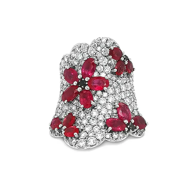 Gold Ring with Rubies and Diamonds