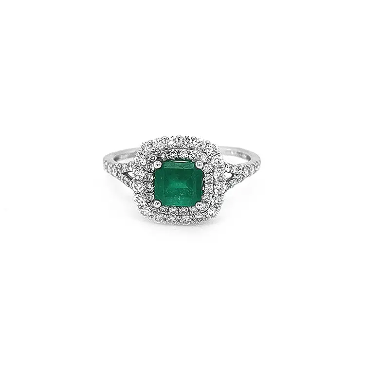 Gold Ring with Emerald and Diamonds