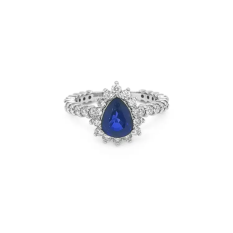 Gold Ring with Sapphire and Diamonds