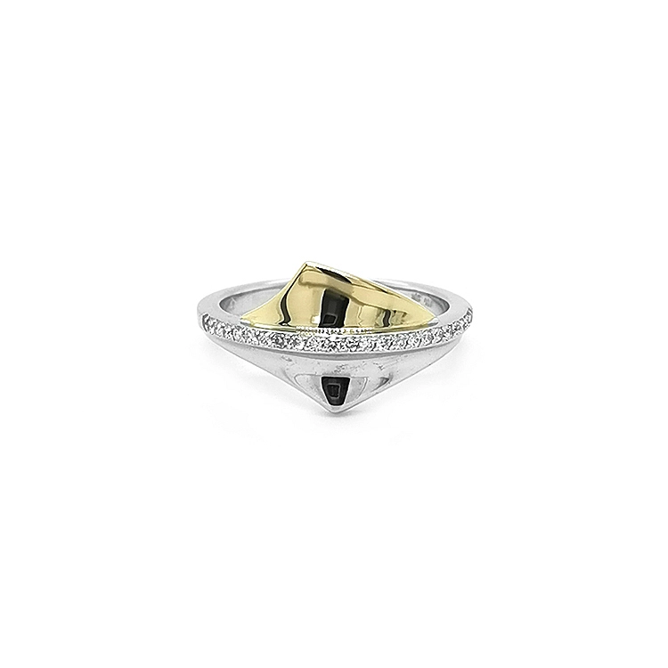 Gold Ring with Diamonds