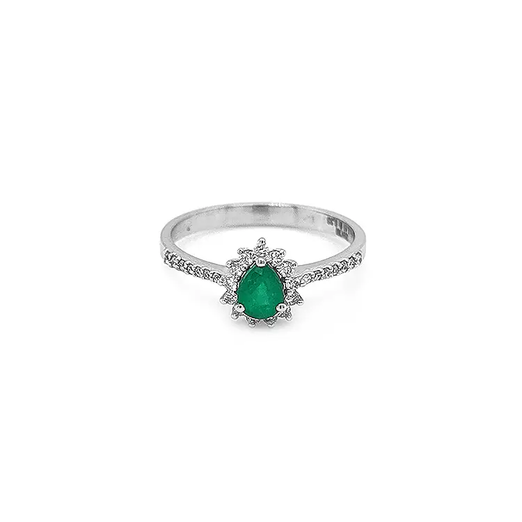 Gold Ring with Emerald and Diamonds