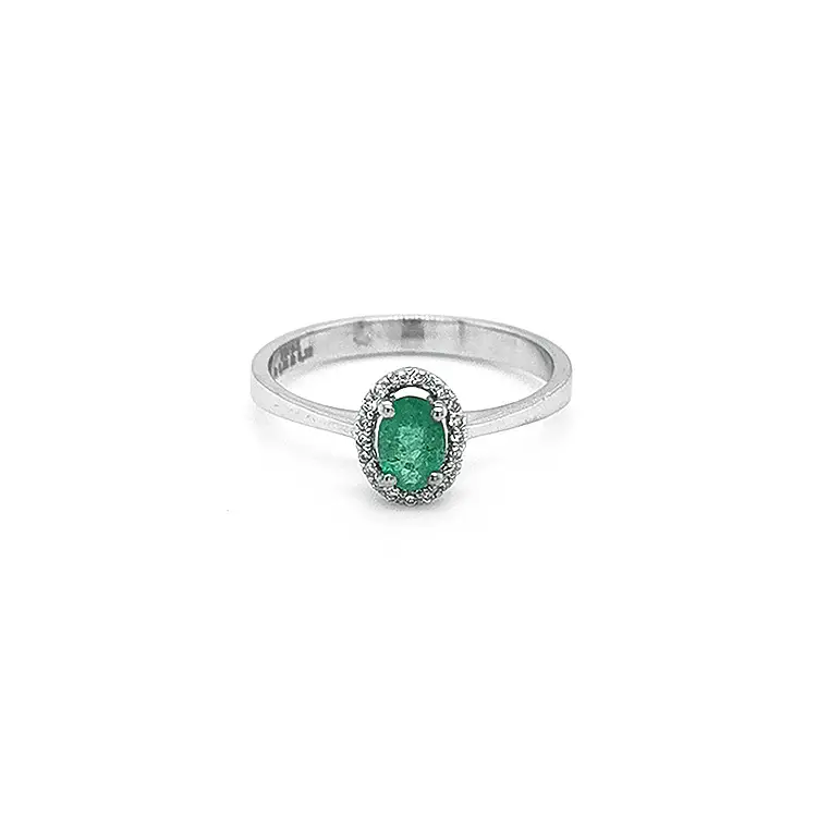 Gold Ring with Emerald and Diamonds