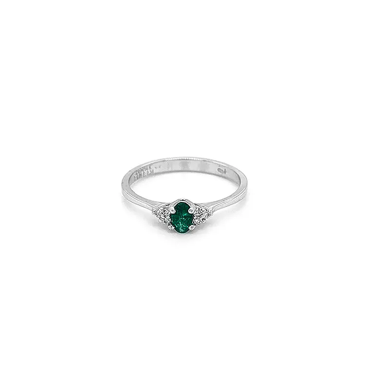 Gold Ring with Emerald and Diamonds