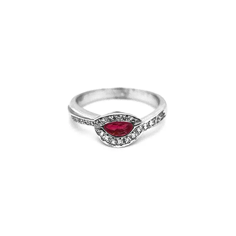 Gold Ring with Ruby and Diamonds