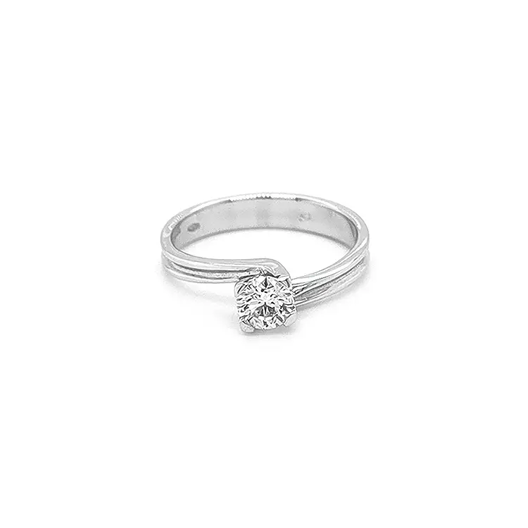 Gold Engagement Ring with Diamond