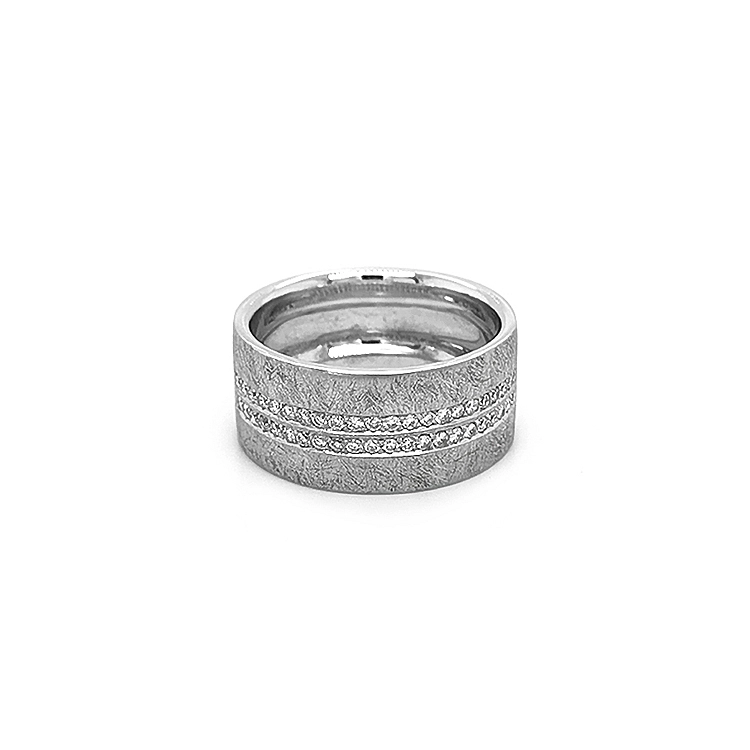 Gold Ring with Diamonds