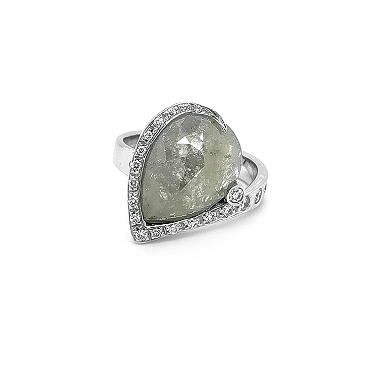 Gold Ring with Diamonds
