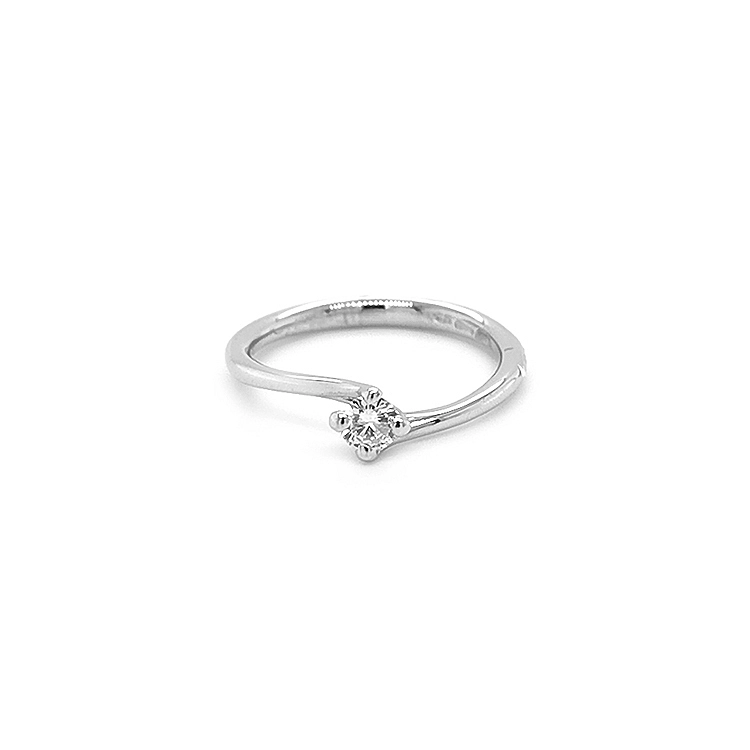 Gold Engagement Ring with Diamond