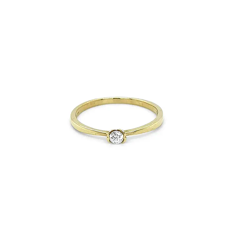 Gold Engagement Ring with Diamond