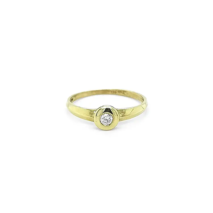 Gold Engagement Ring with Diamond