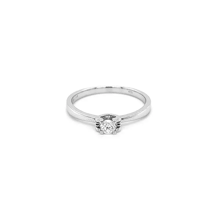 Gold Engagement Ring with Diamond