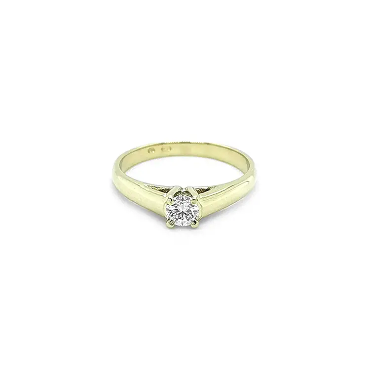 Gold Engagement Ring with Diamond