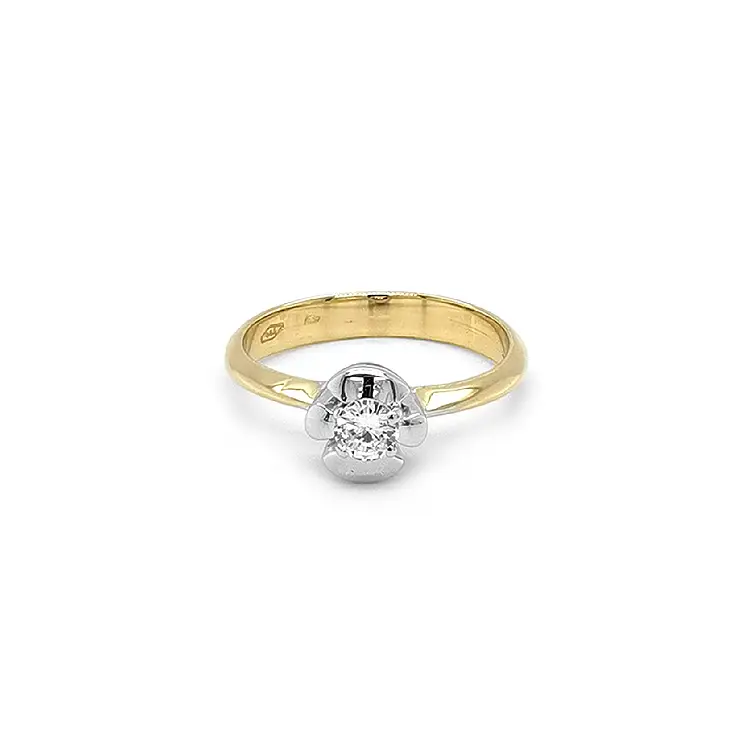 Gold Engagement Ring with Diamond