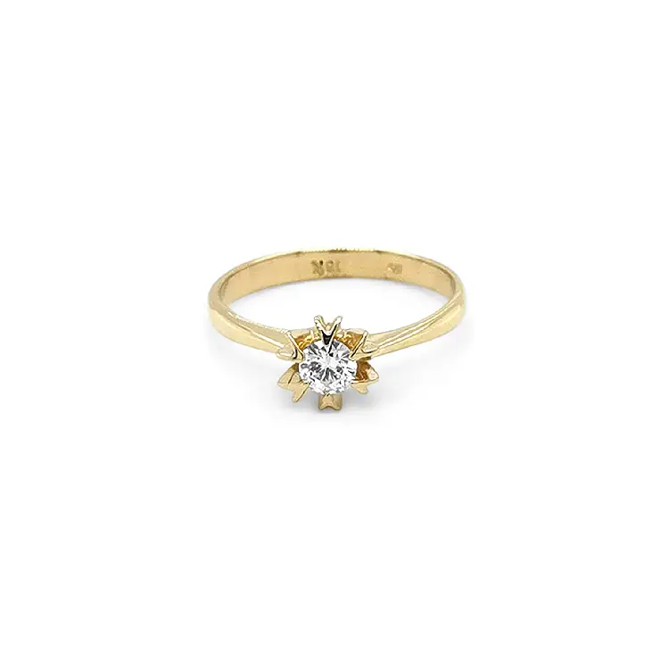 Gold Engagement Ring with Diamond
