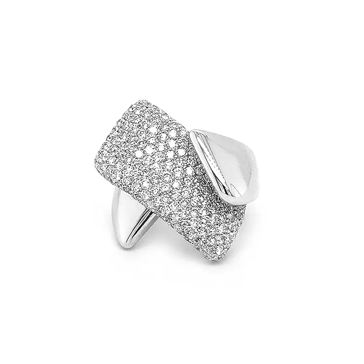 Gold Ring with Diamonds