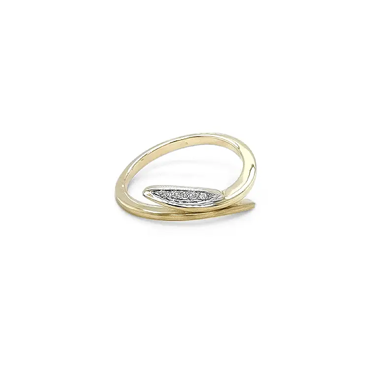 Gold Ring with Diamonds
