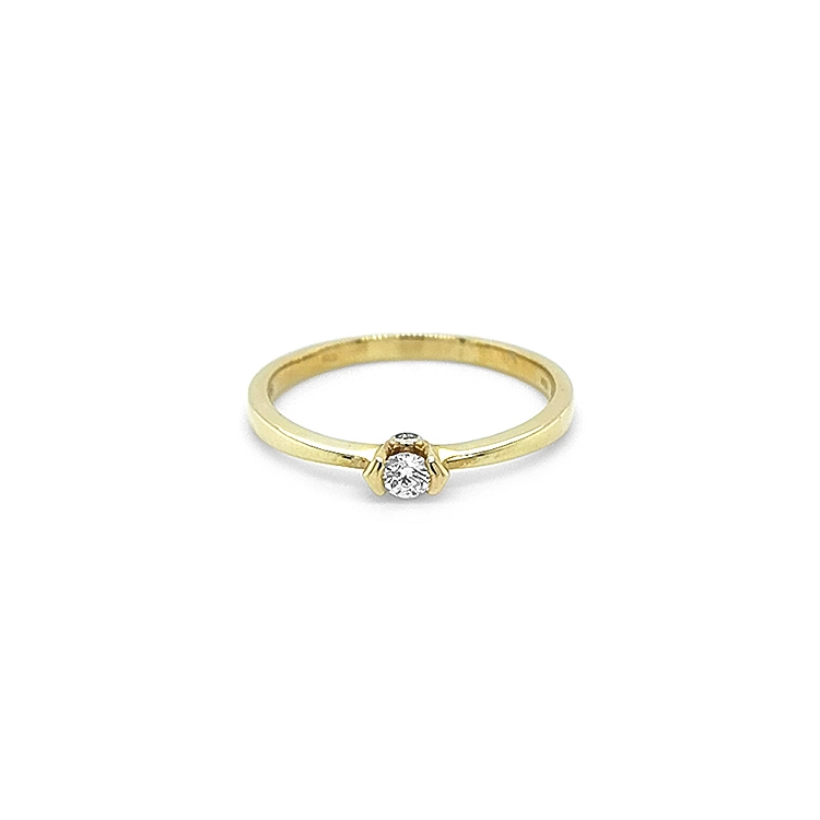 Gold Engagement Ring with Diamond
