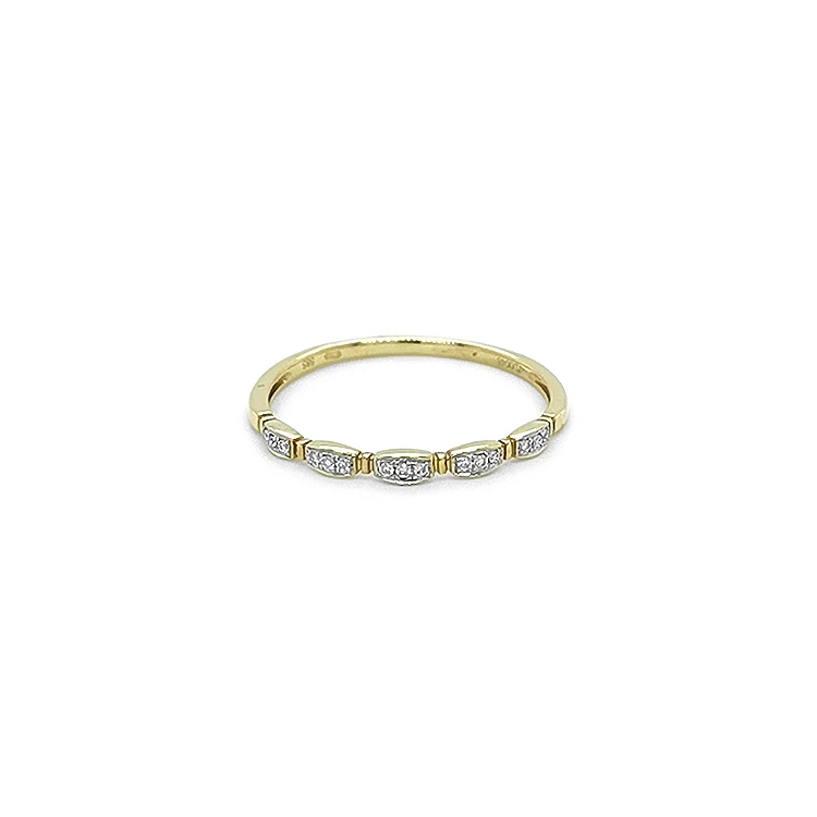 Gold Ring with Diamonds