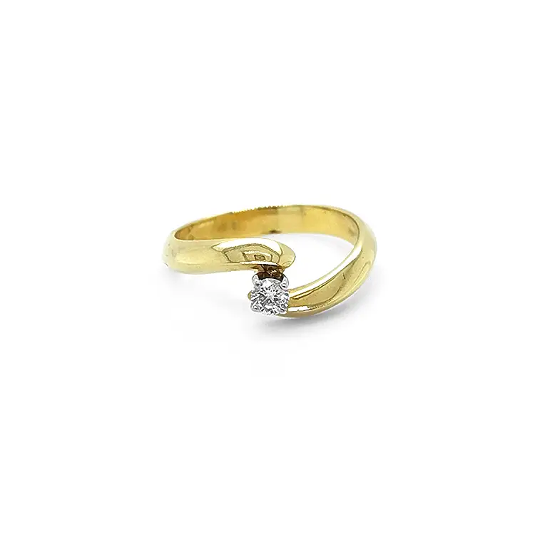 Gold Engagement Ring with Diamond