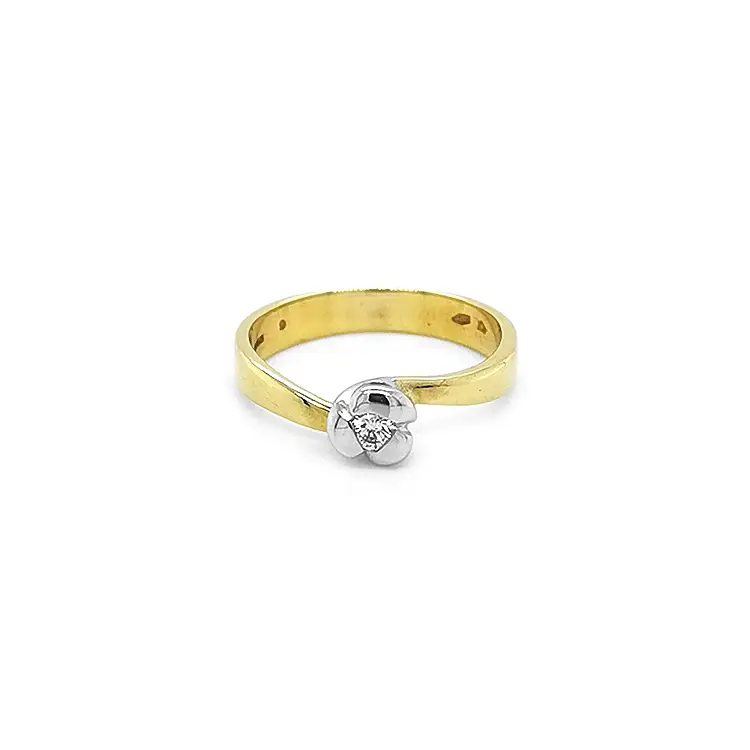 Gold Engagement Ring with Diamond