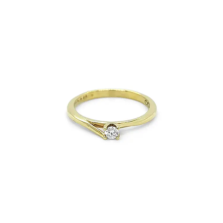 Gold Engagement Ring with Diamond