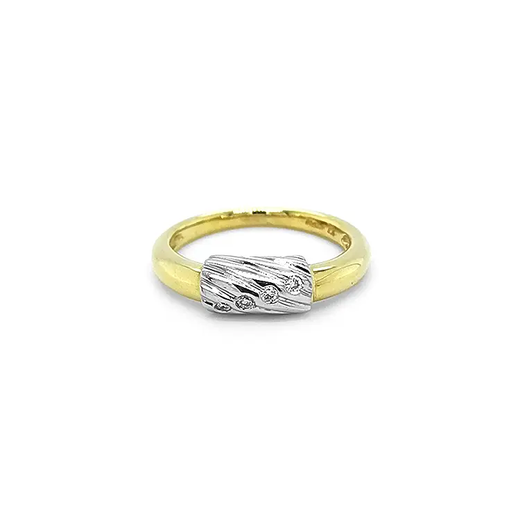 Gold Ring with Diamonds