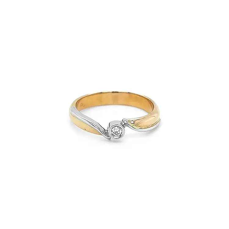 Gold Engagement Ring with Diamond
