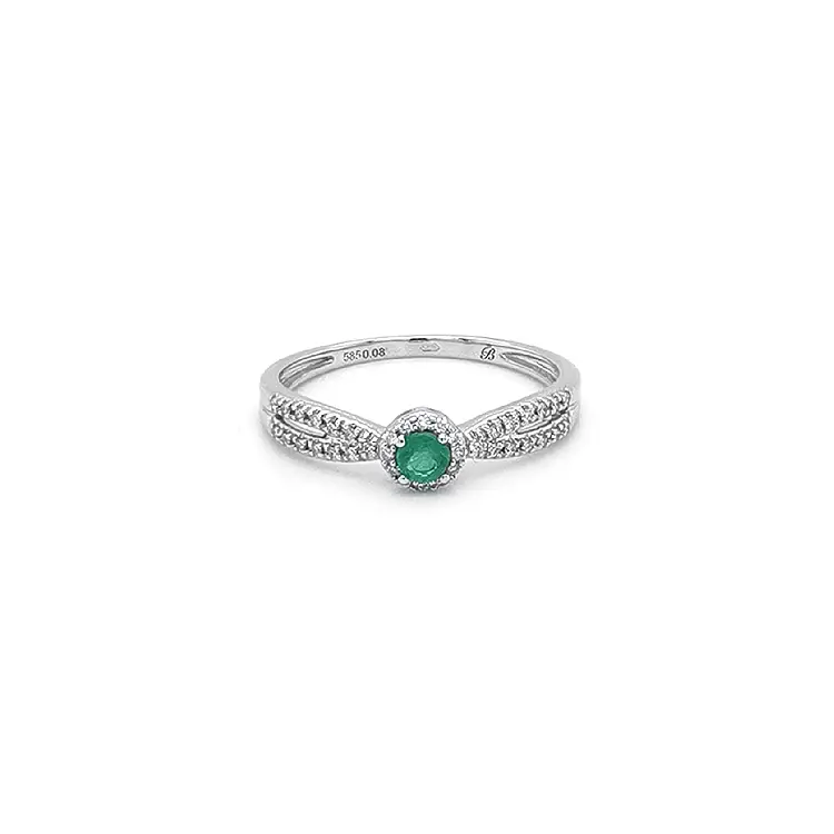 Emerald ring with white gold diamonds