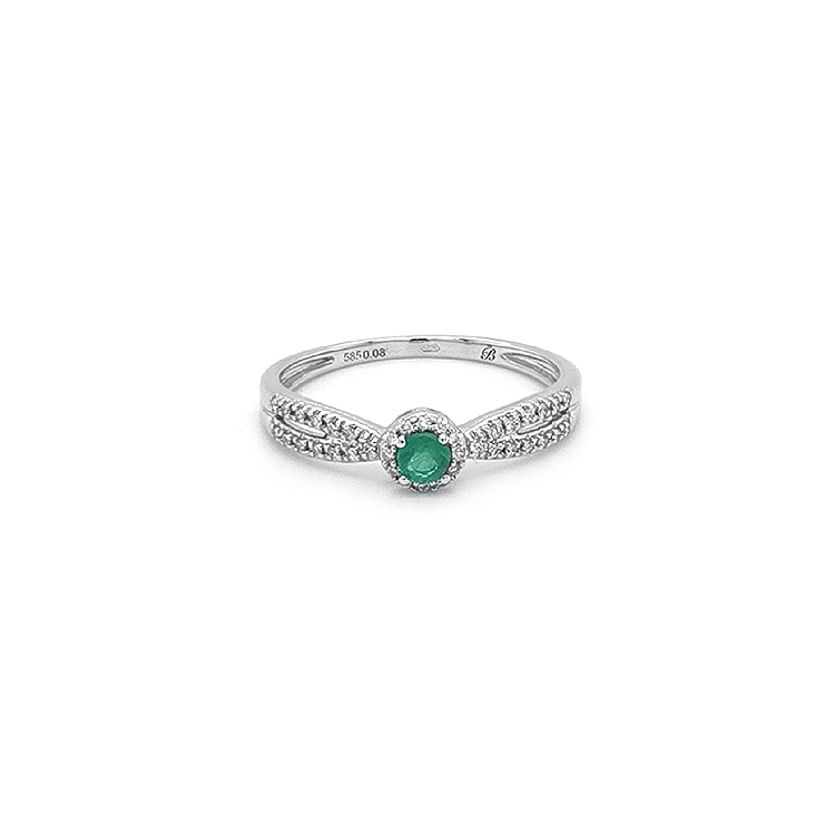Emerald ring with white gold diamonds