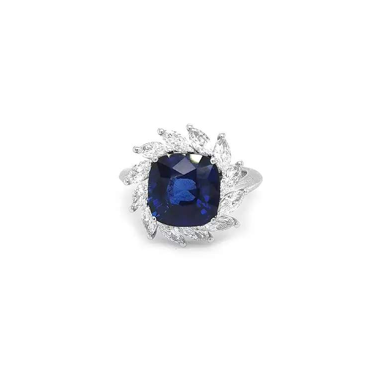 Gold Ring with Sapphire and Diamonds