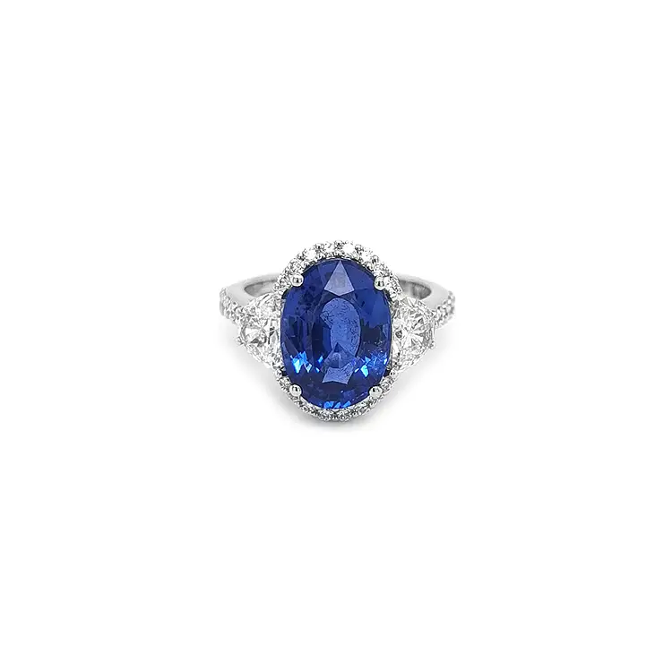Gold Ring with Sapphire and Diamonds