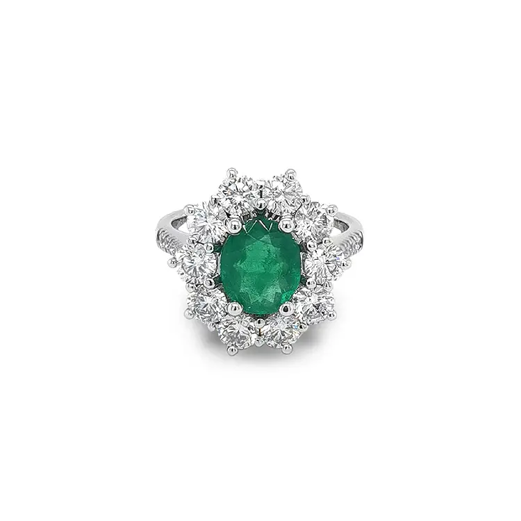 Gold Ring with Emerald and Diamonds