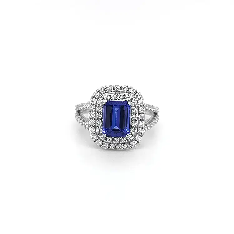 Gold Ring with Tanzanite and Diamonds