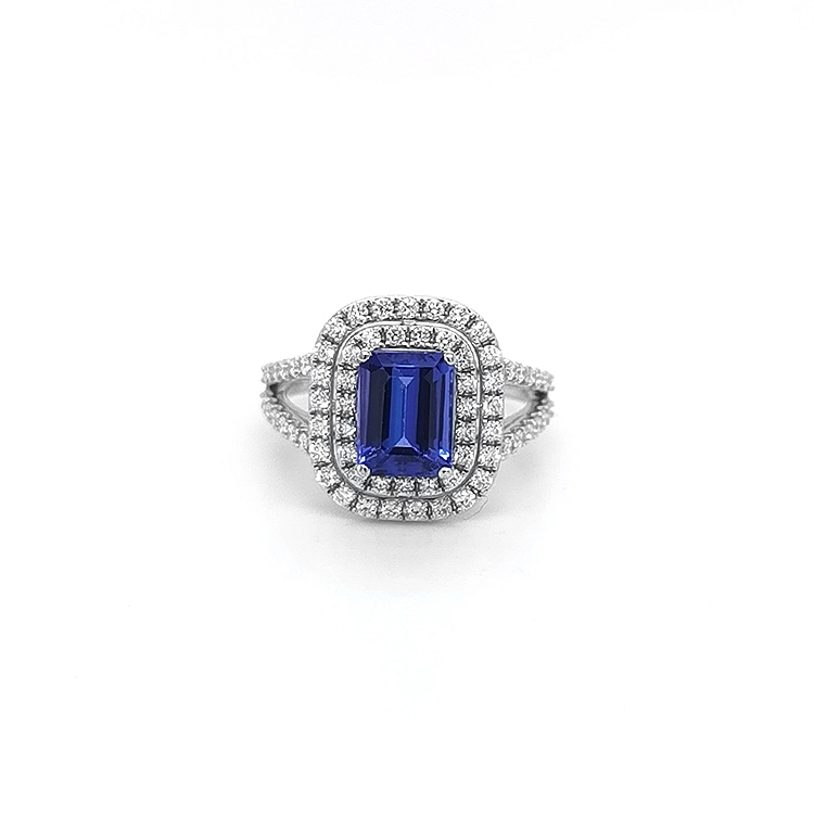 Gold Ring with Tanzanite and Diamonds