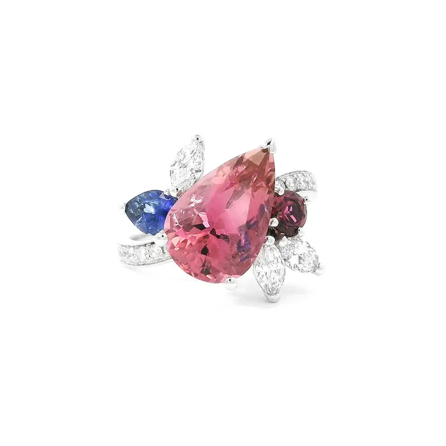 Elegant Jewellery with Pink Tourmaline, Sapphires and Sparkling Diamonds