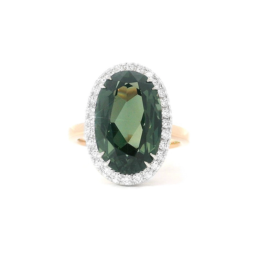 Luxury Ring with Green Tourmaline and Diamonds