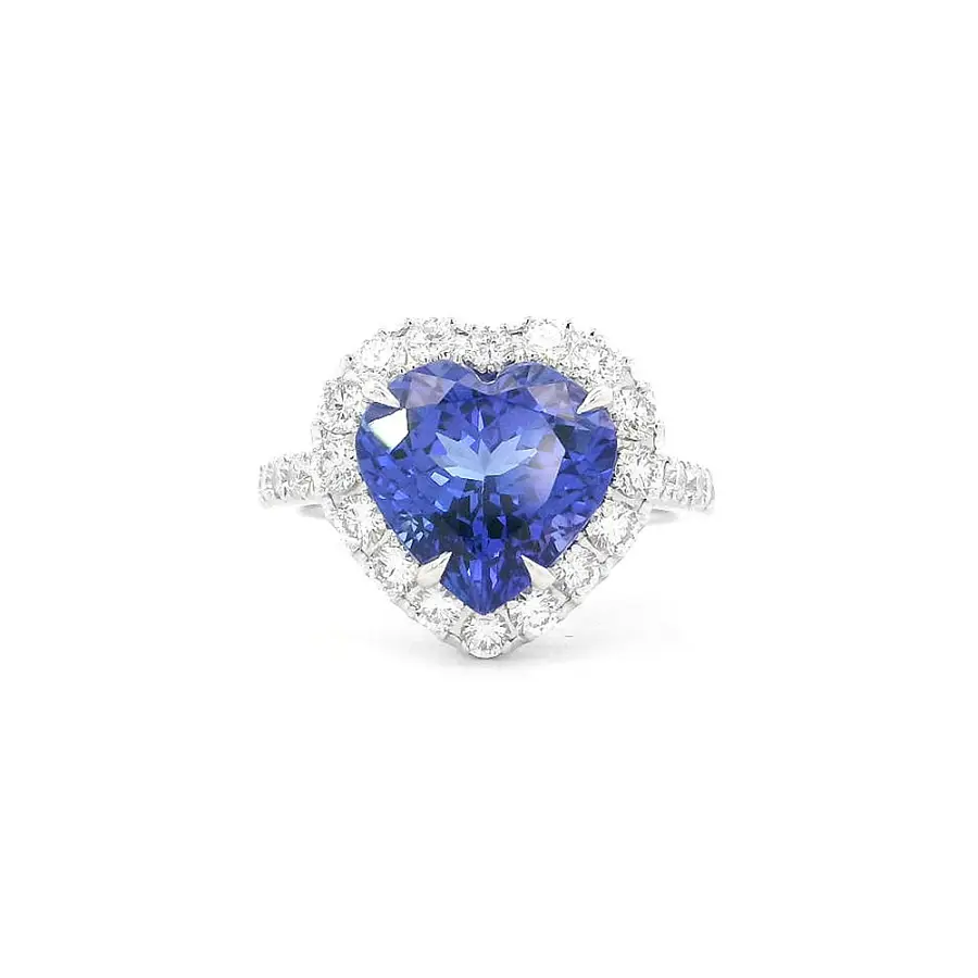 Exclusive Master Ring with Tanzanite in Combination with Diamonds