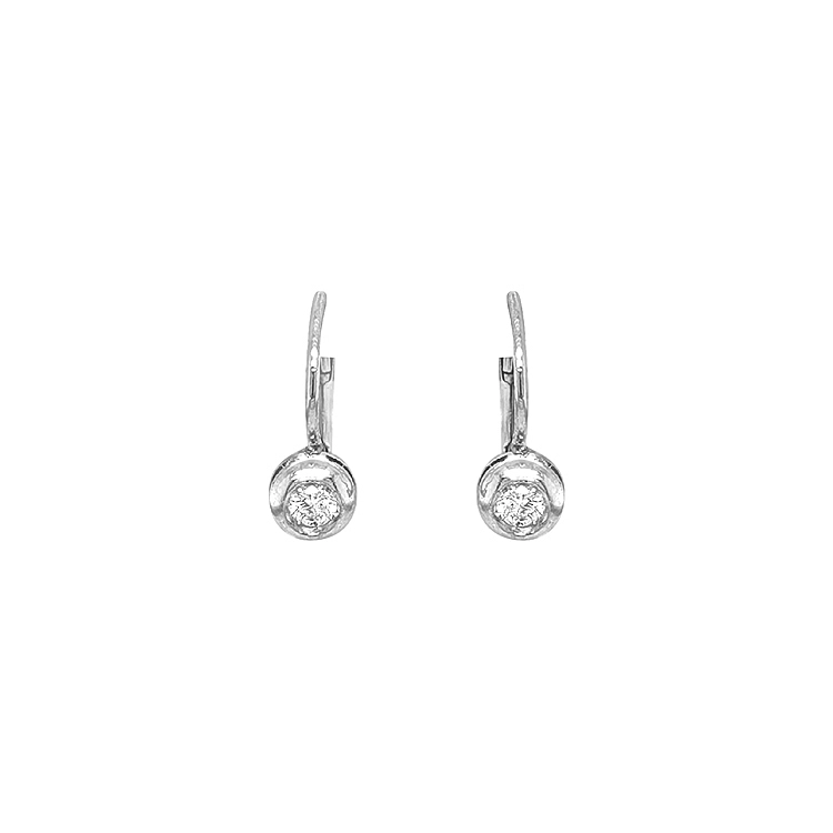 Gold earrings with diamonds