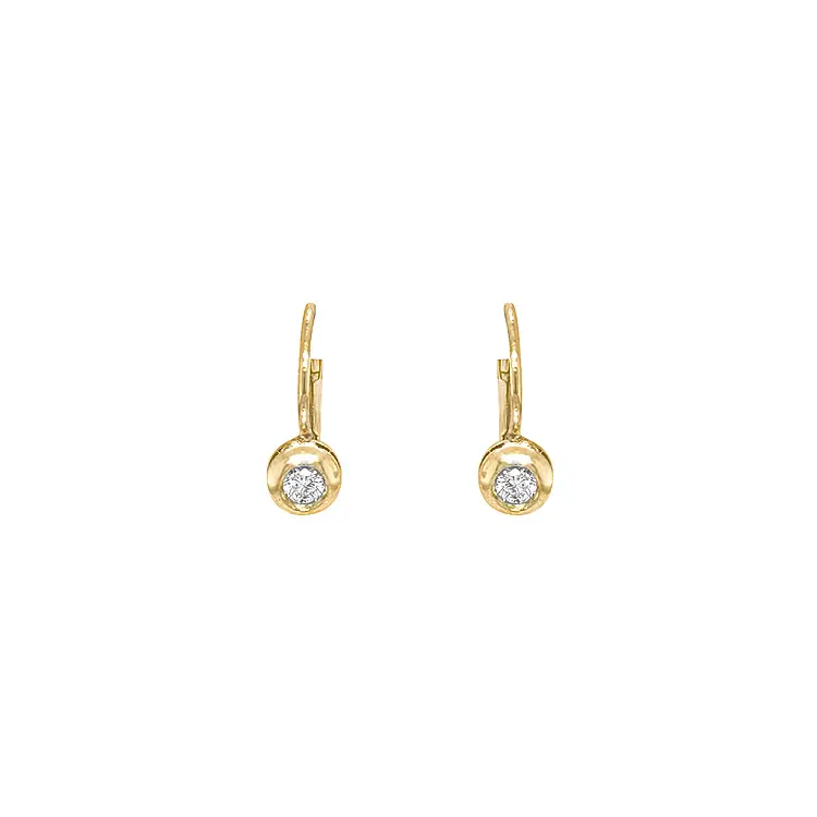 Gold earrings with diamonds